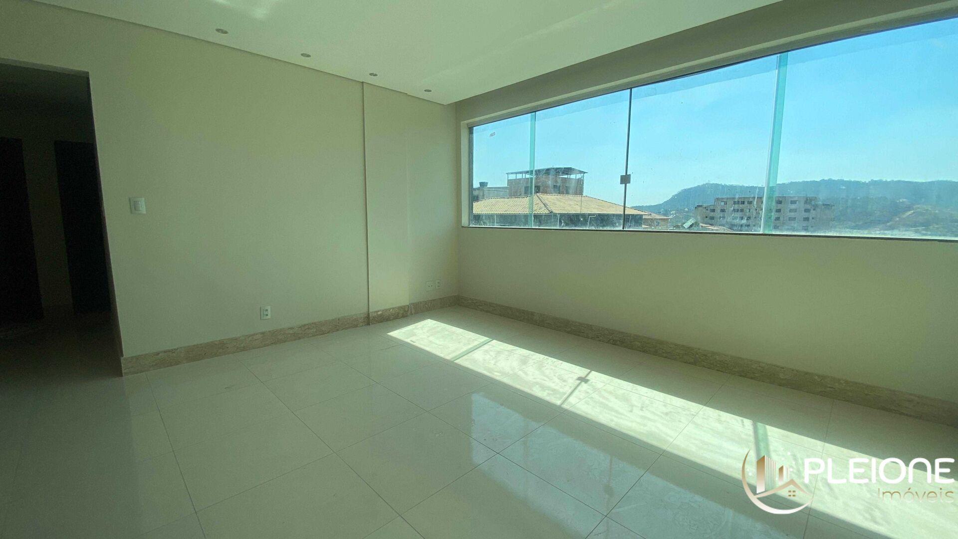 Apartamento à venda com 3 quartos, 85m² - Foto 14