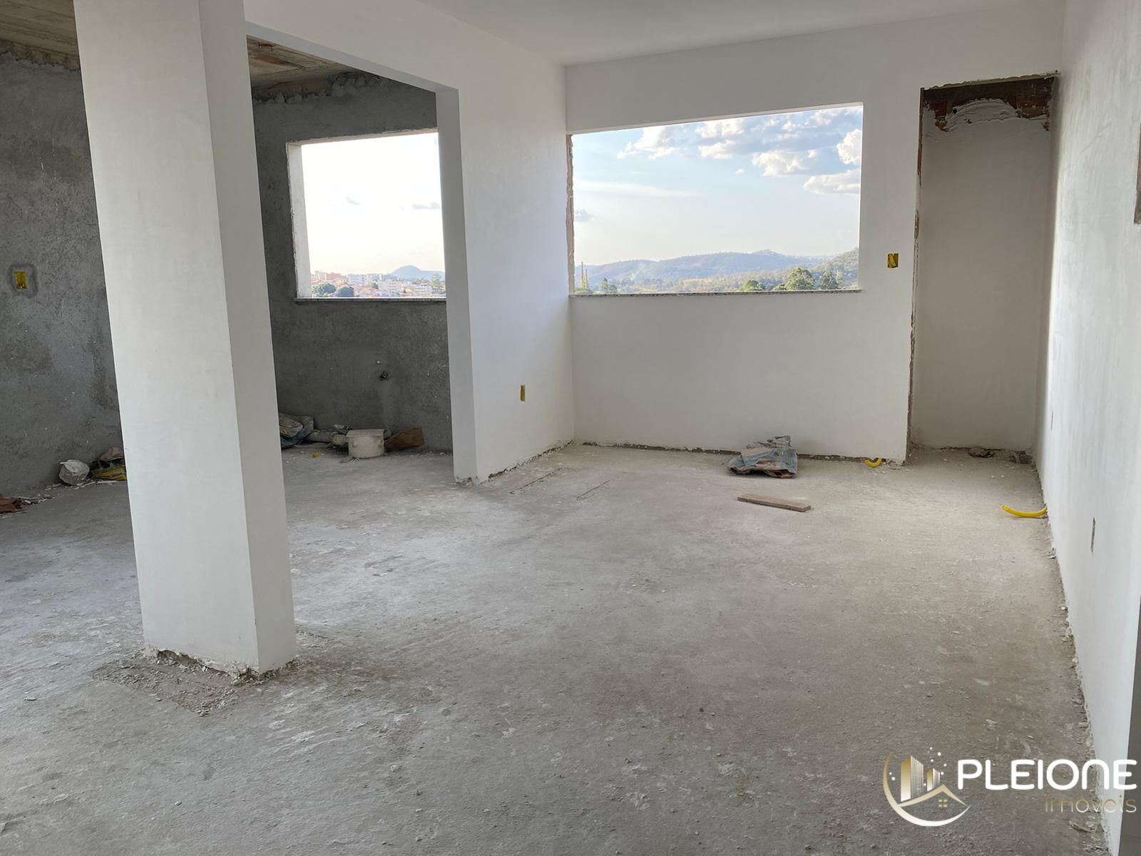 Apartamento à venda com 3 quartos, 118m² - Foto 3