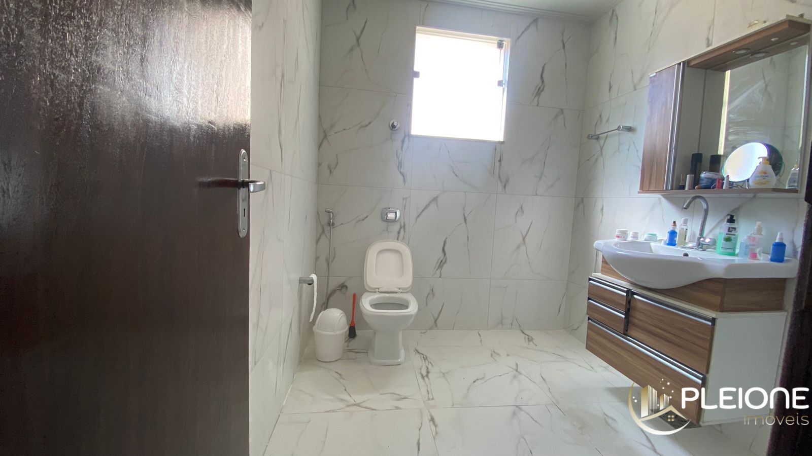 Casa à venda com 2 quartos, 300m² - Foto 19