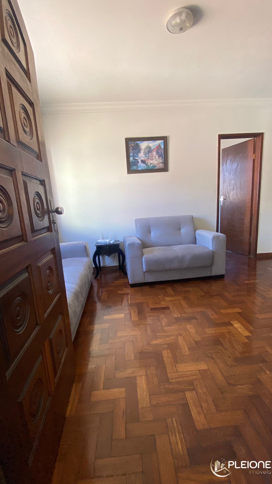 Casa à venda com 2 quartos, 300m² - Foto 2