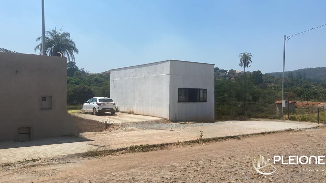 Casa à venda com 1 quarto, 525m² - Foto 3