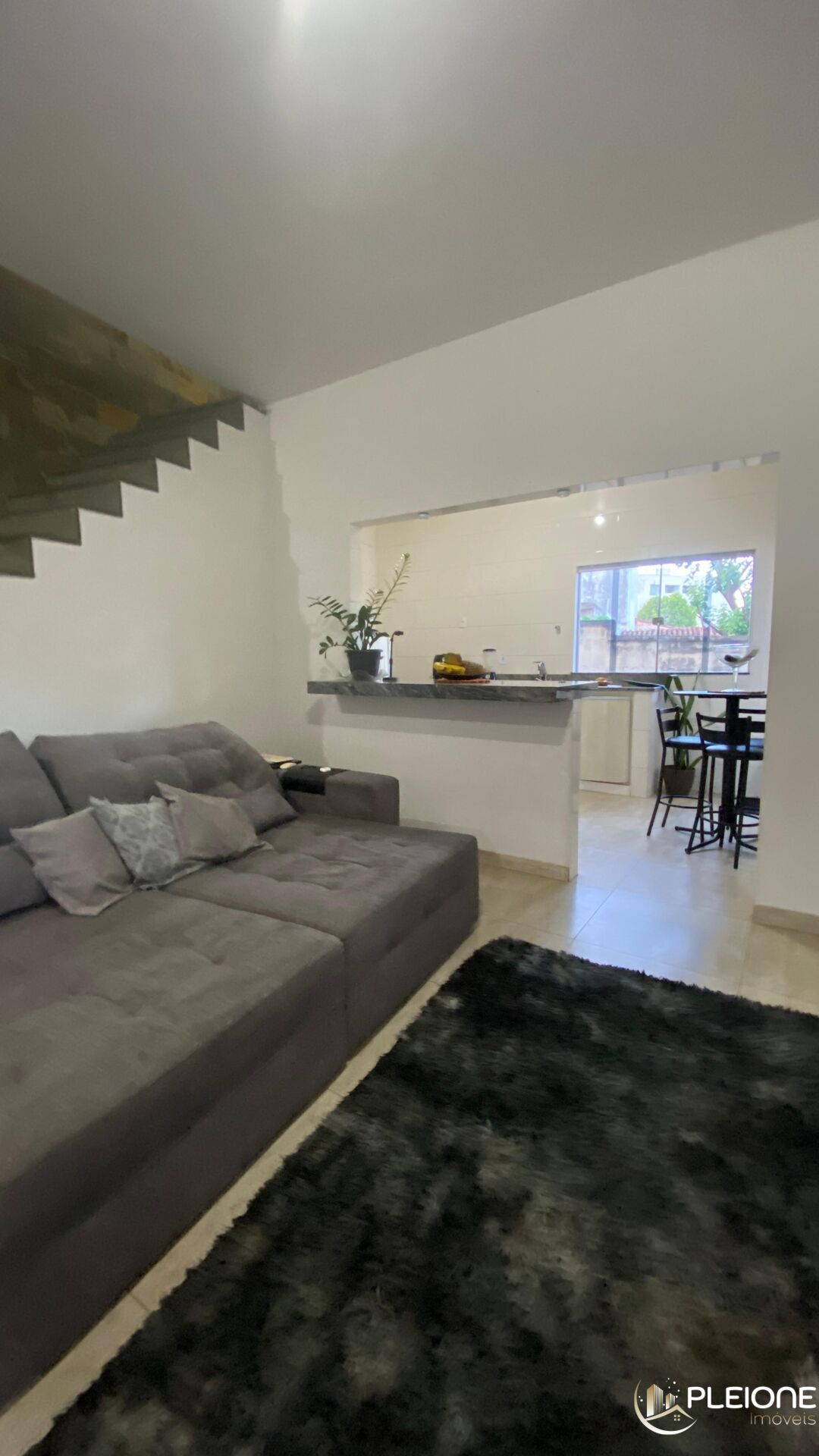 Casa à venda com 2 quartos, 143m² - Foto 2