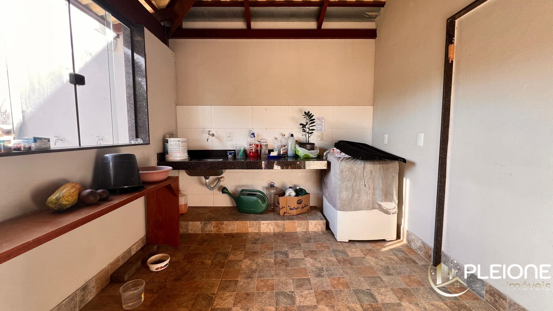 Casa à venda com 6 quartos, 1200m² - Foto 10