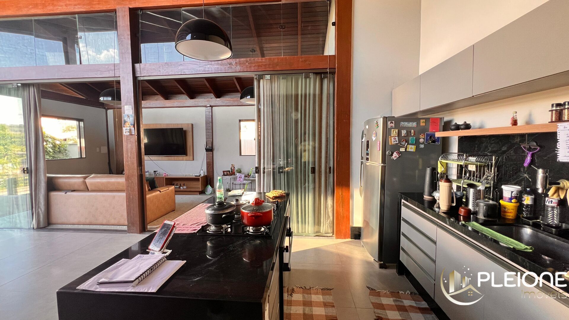 Casa à venda com 6 quartos, 1200m² - Foto 5