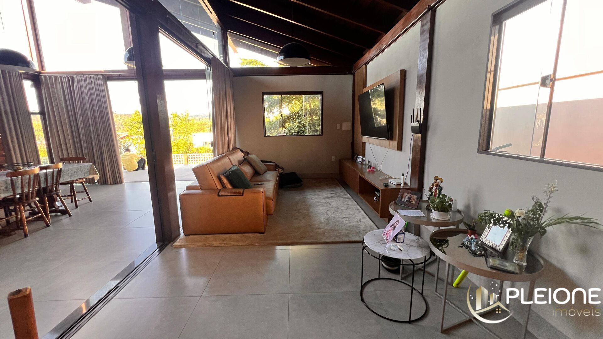 Casa à venda com 6 quartos, 1200m² - Foto 6