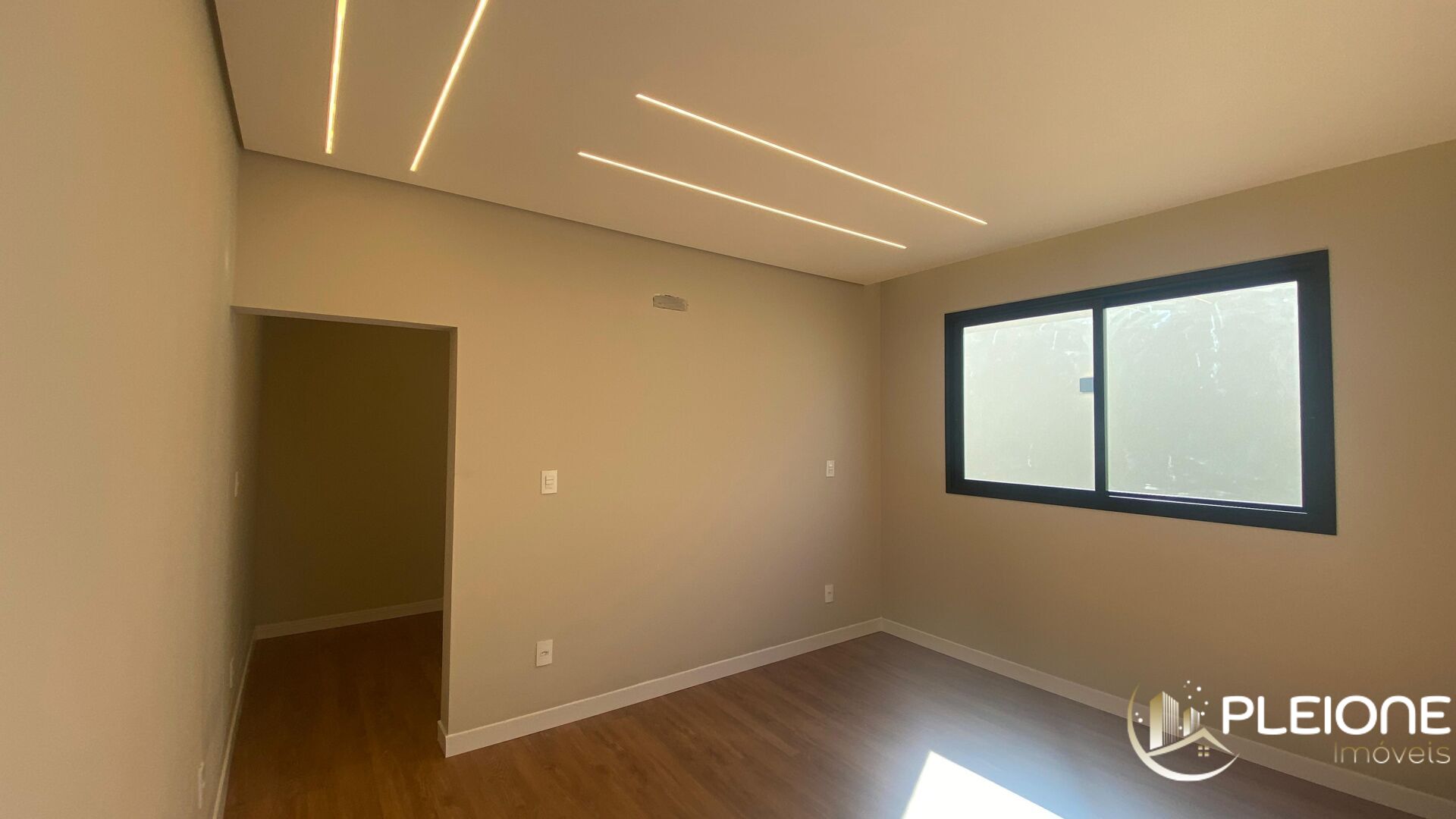 Casa à venda com 3 quartos, 225m² - Foto 9