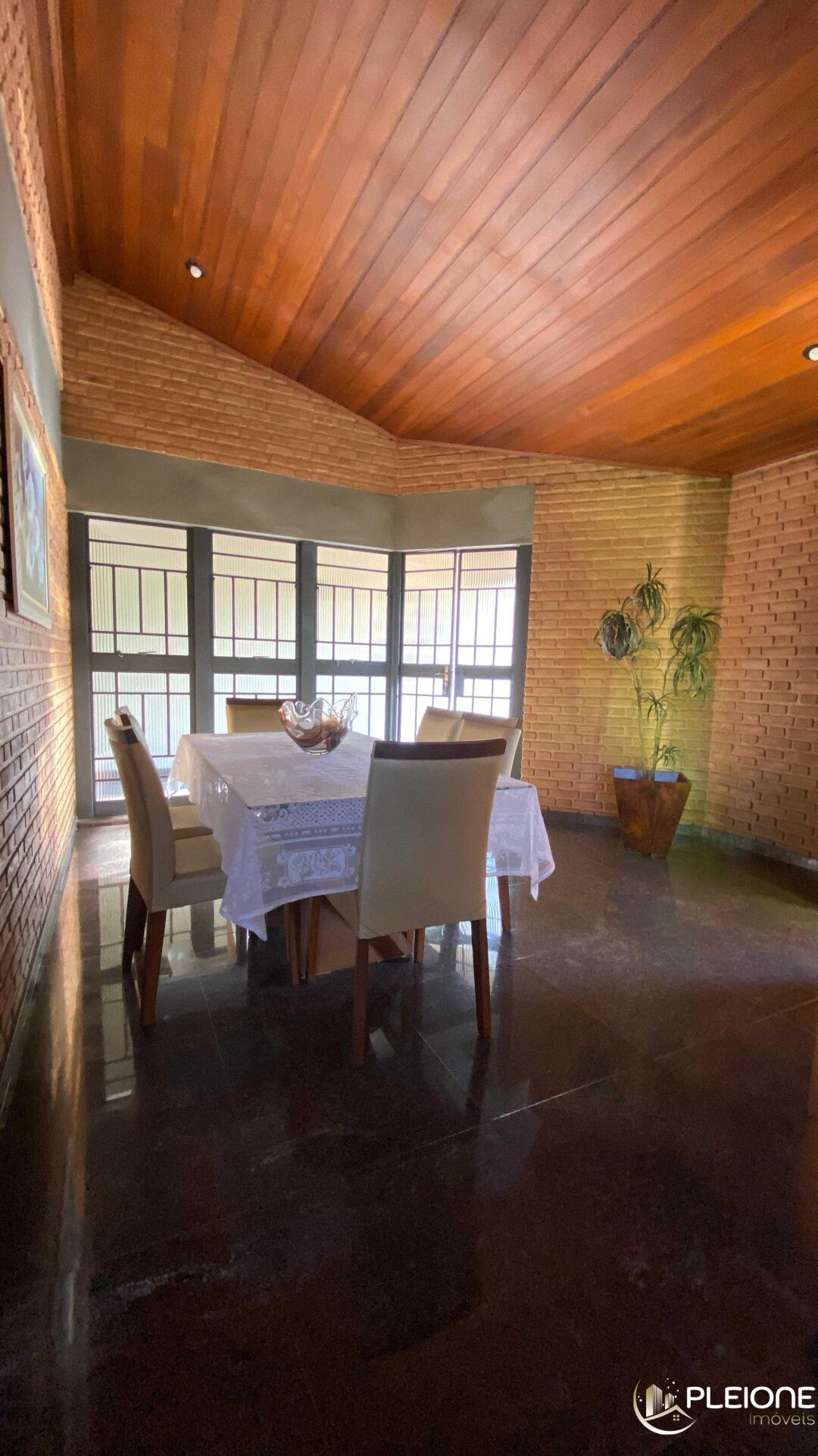 Casa à venda com 4 quartos, 353m² - Foto 4