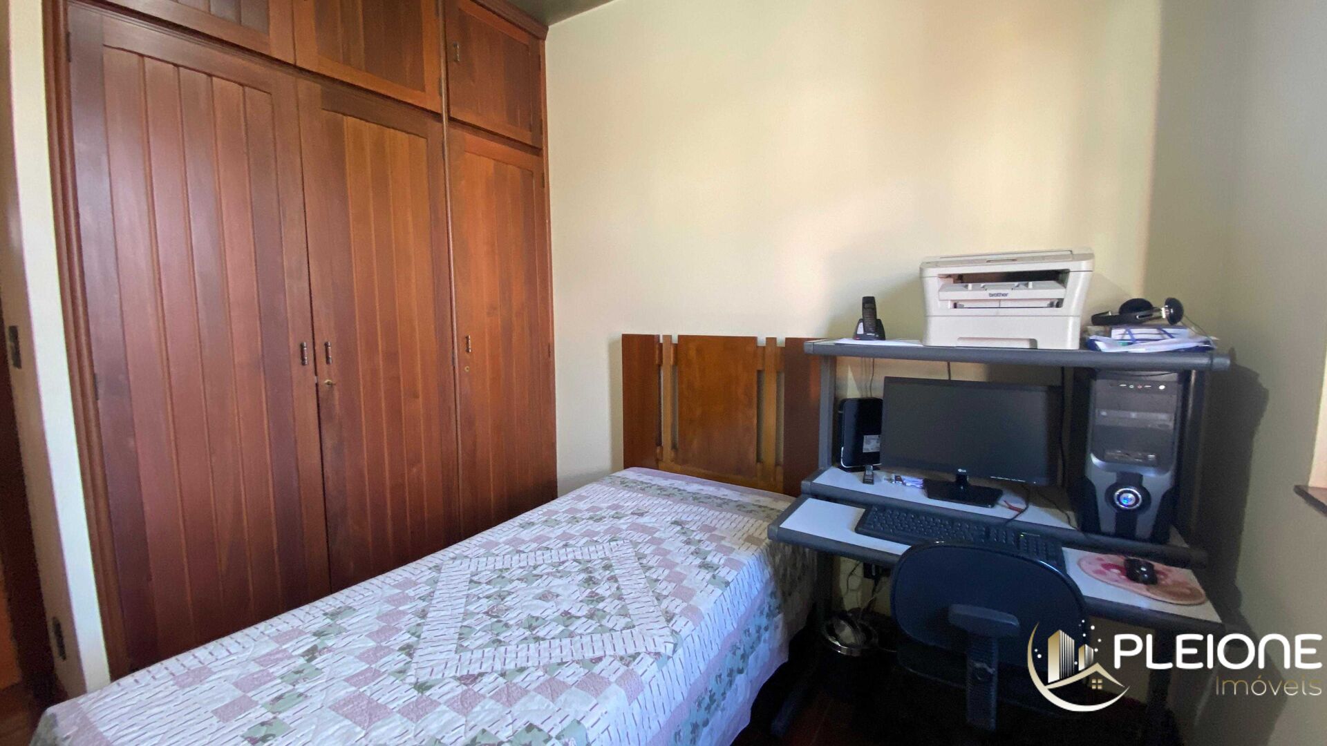 Casa à venda com 4 quartos, 353m² - Foto 16