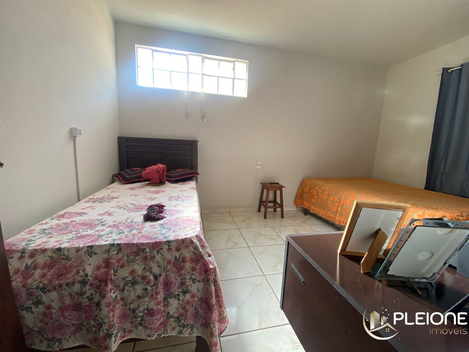 Casa à venda com 1 quarto, 200m² - Foto 7