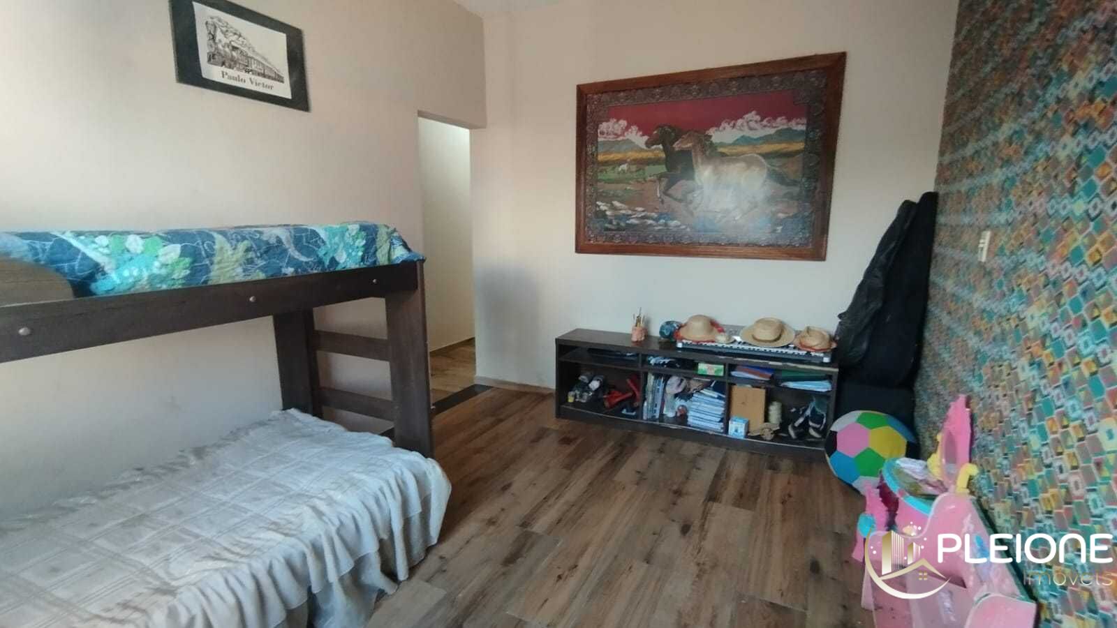 Casa à venda com 3 quartos, 300m² - Foto 13