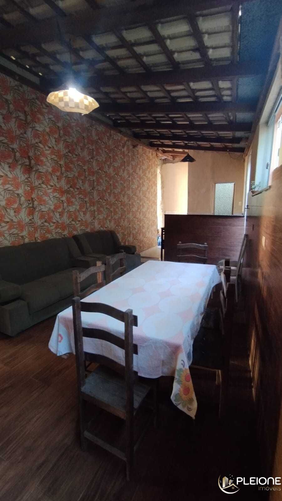 Casa à venda com 3 quartos, 300m² - Foto 6