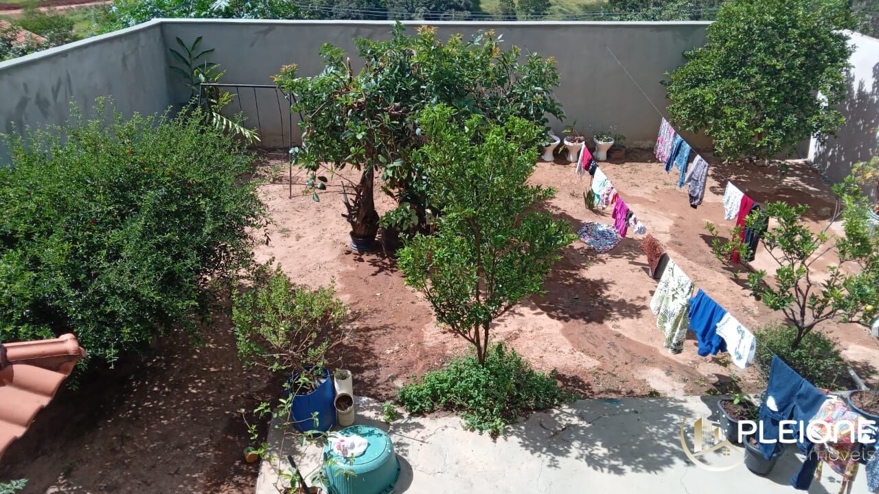 Casa à venda com 6 quartos, 360m² - Foto 10