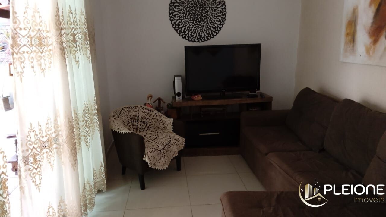 Casa à venda com 6 quartos, 360m² - Foto 6