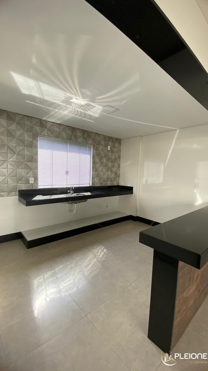 Apartamento à venda com 3 quartos, 500m² - Foto 2