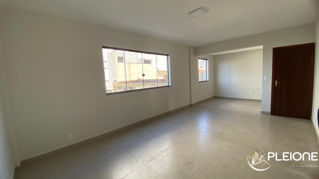 Apartamento à venda com 3 quartos, 500m² - Foto 4