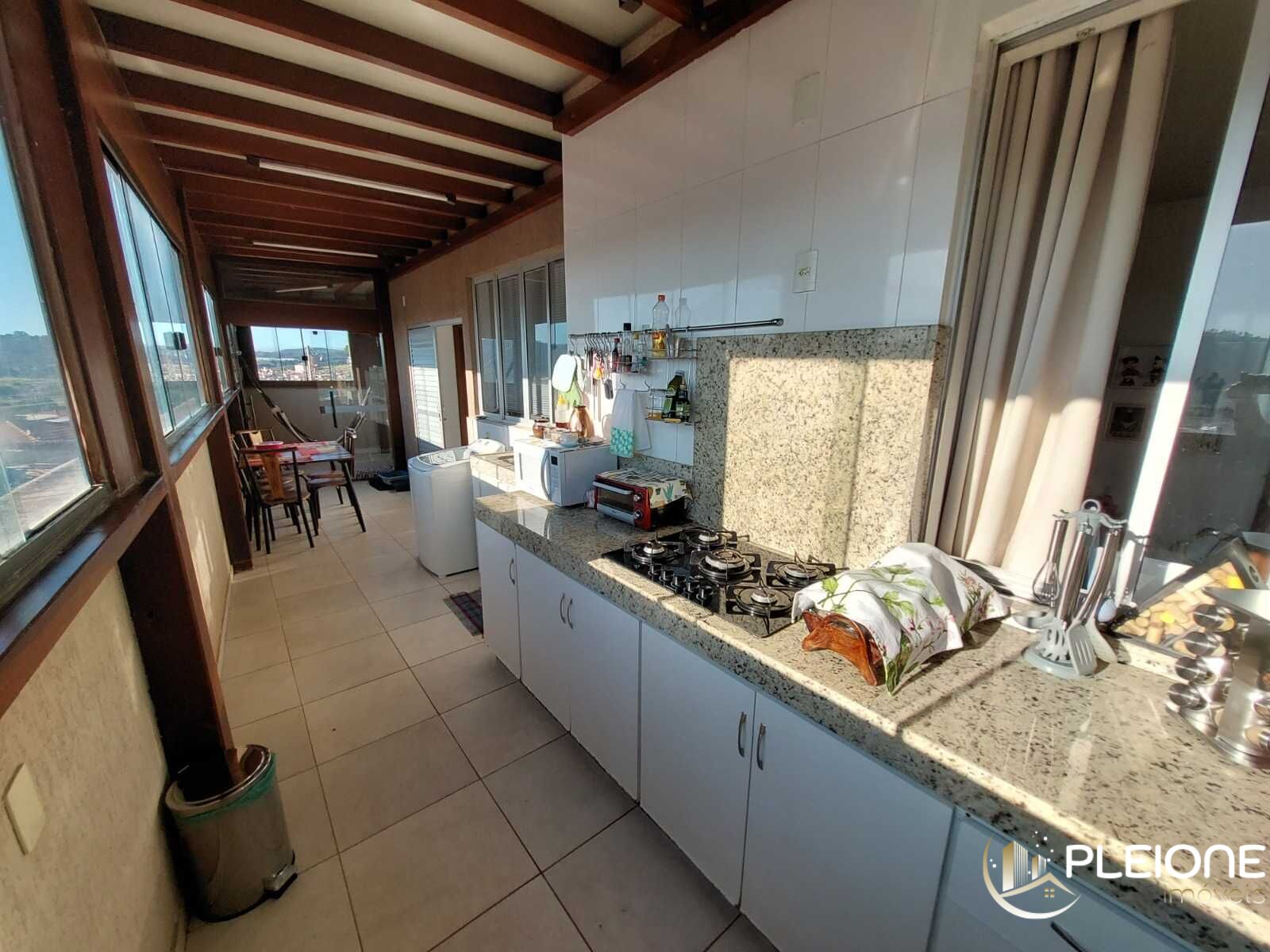 Apartamento à venda com 3 quartos, 220m² - Foto 5