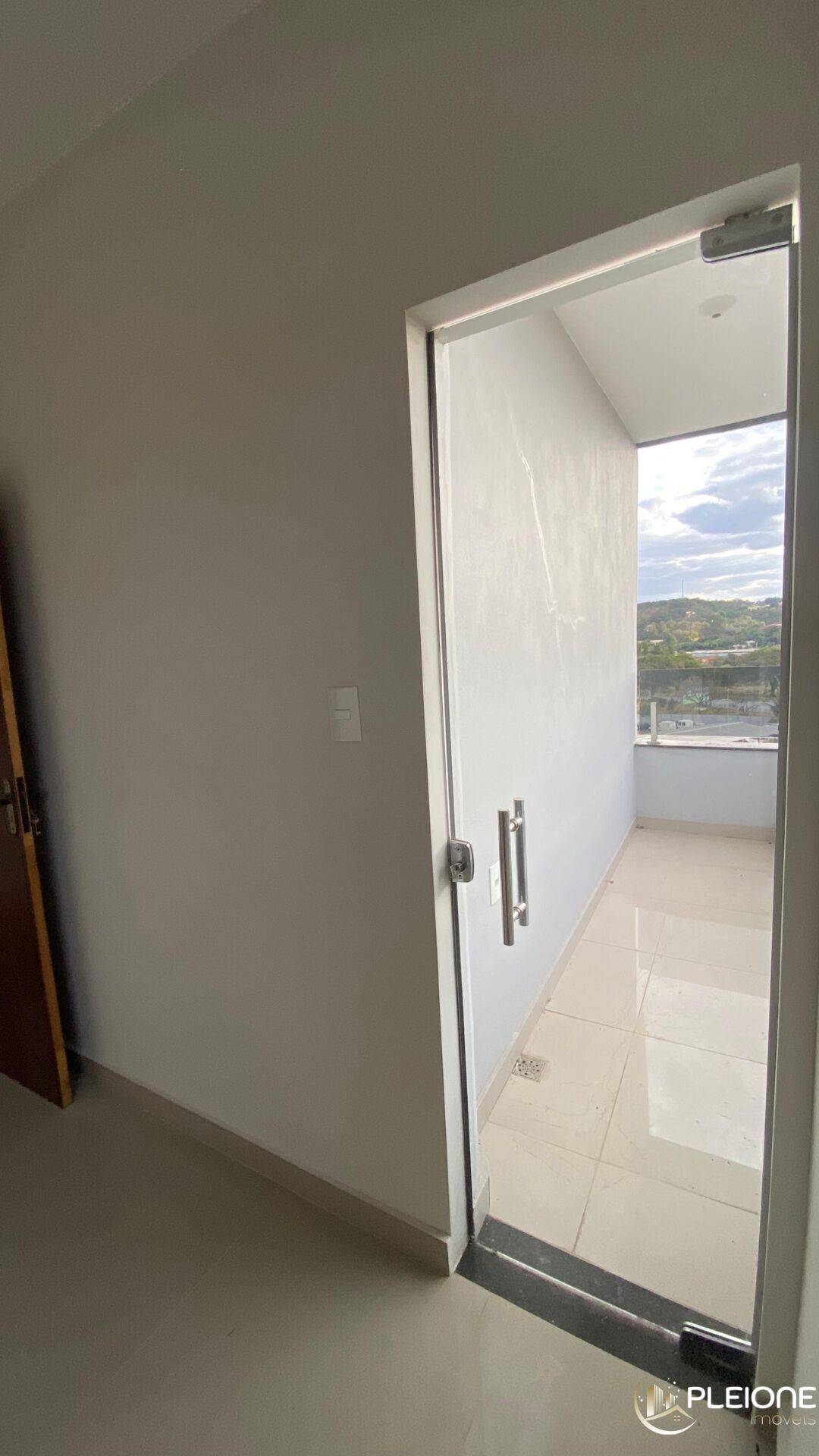 Apartamento à venda com 3 quartos, 158m² - Foto 18