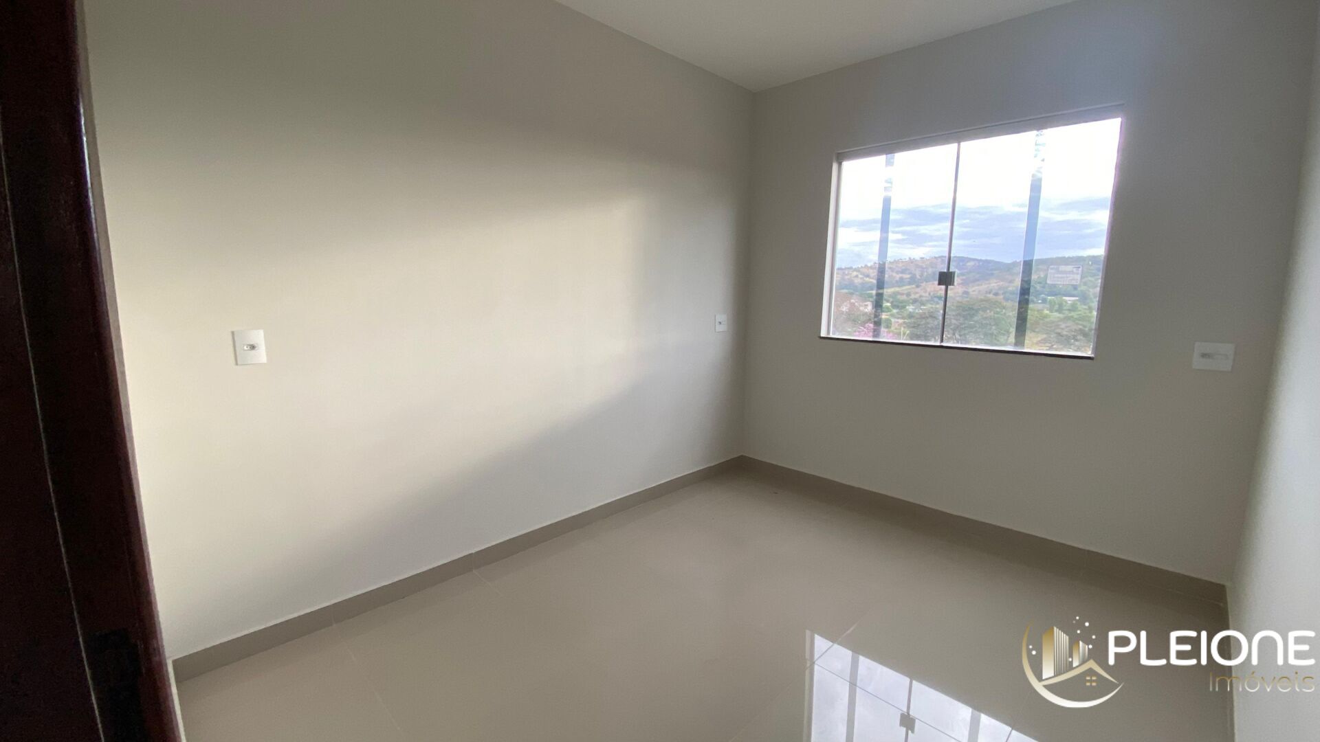 Apartamento à venda com 3 quartos, 158m² - Foto 9