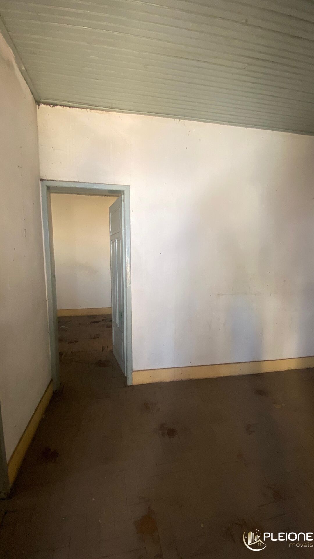 Casa à venda com 3 quartos, 310m² - Foto 8
