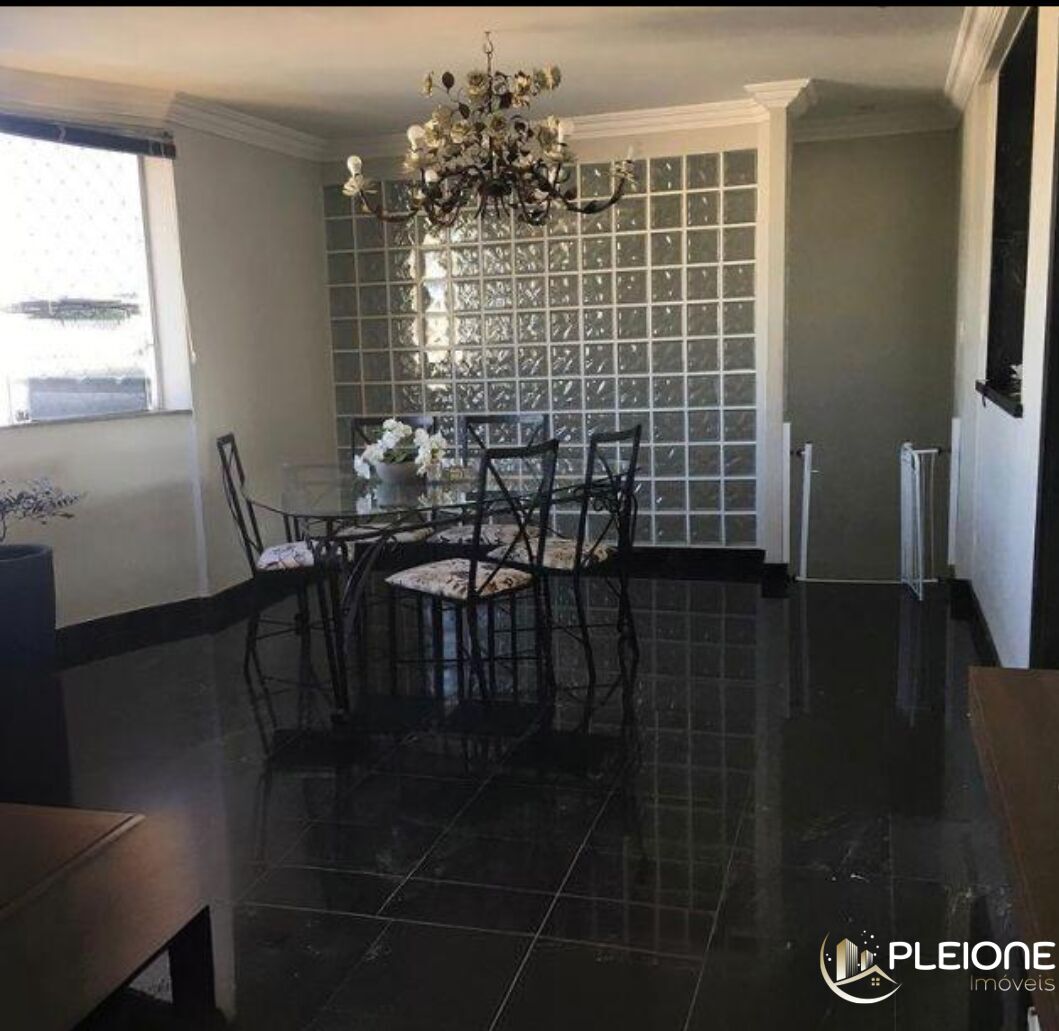 Apartamento à venda com 3 quartos, 200m² - Foto 5