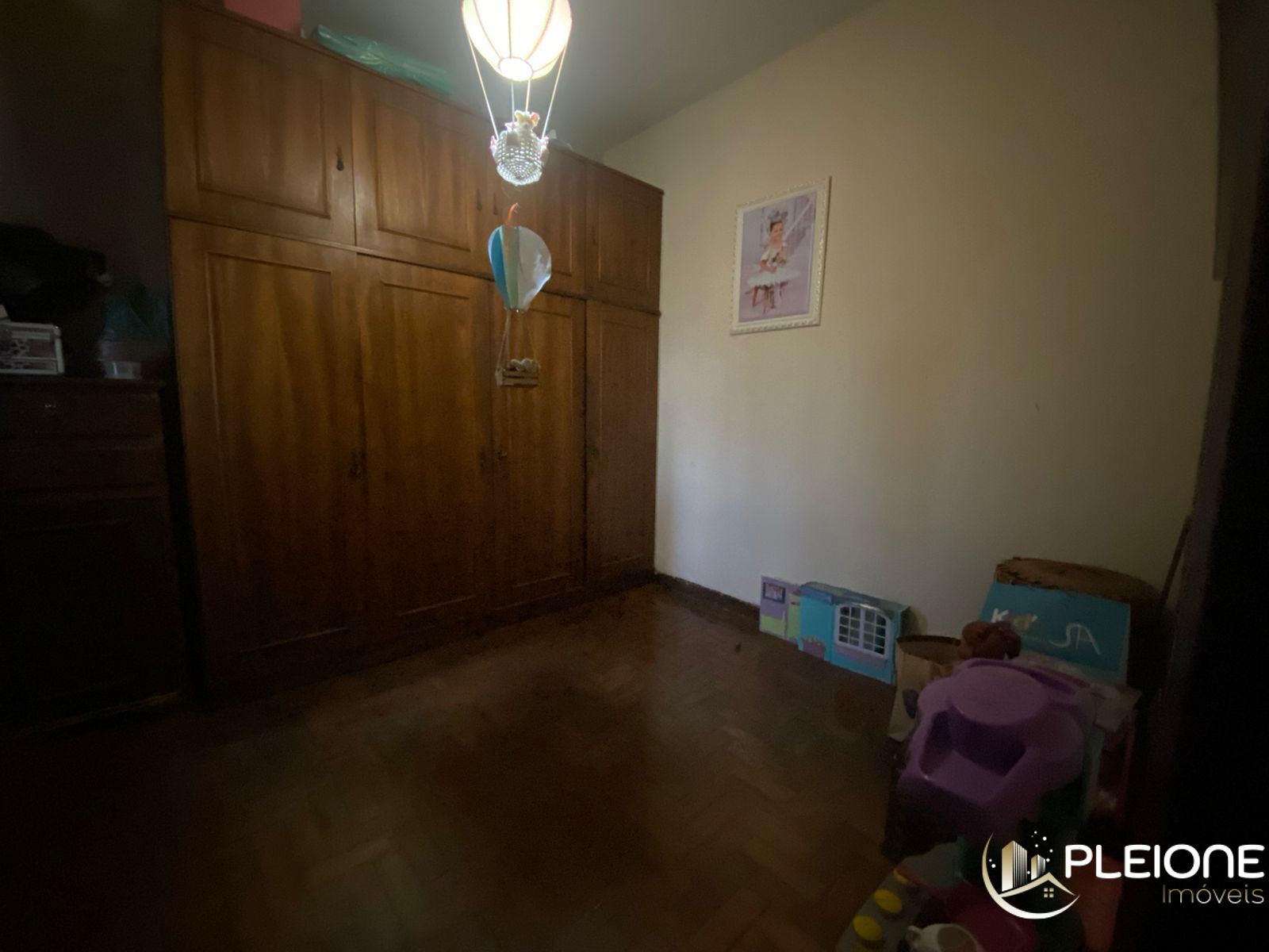 Casa à venda com 3 quartos, 251m² - Foto 15