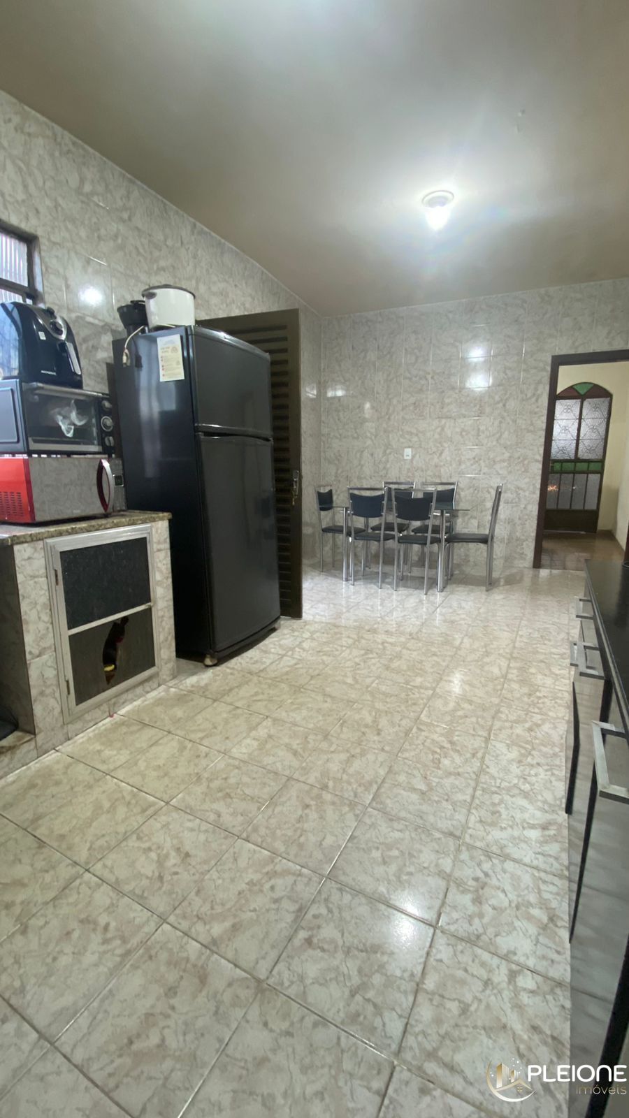 Casa à venda com 3 quartos, 251m² - Foto 8