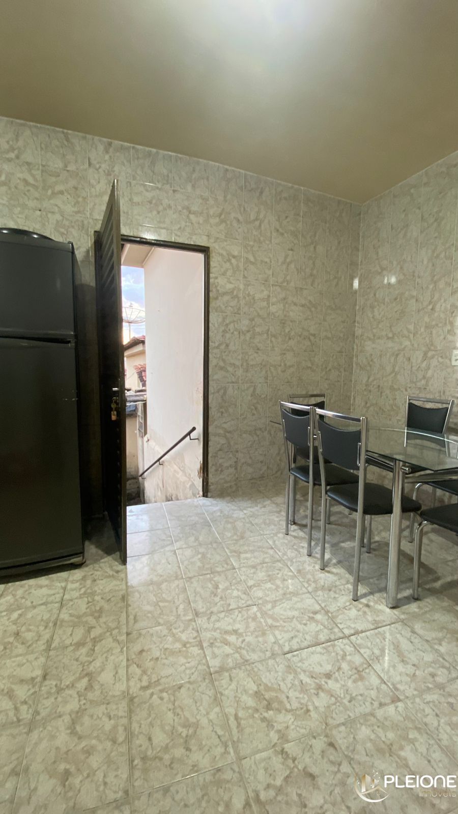 Casa à venda com 3 quartos, 251m² - Foto 12