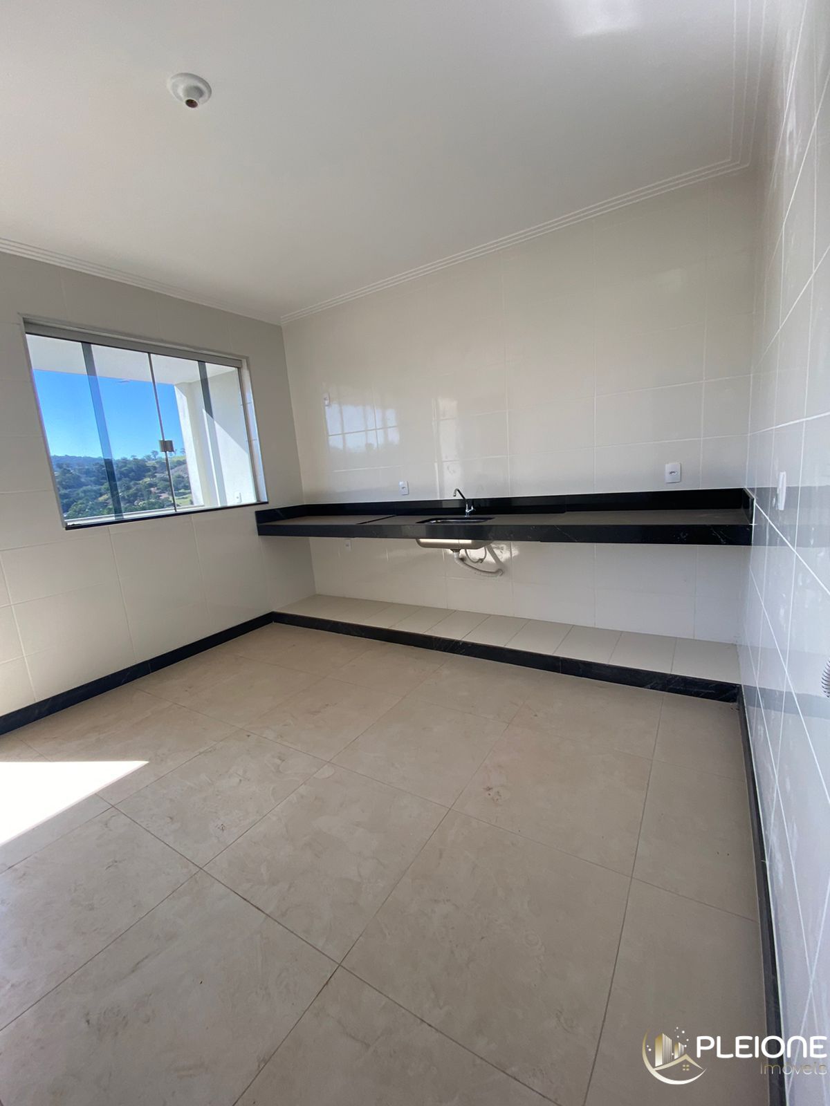 Apartamento à venda com 3 quartos, 184m² - Foto 5