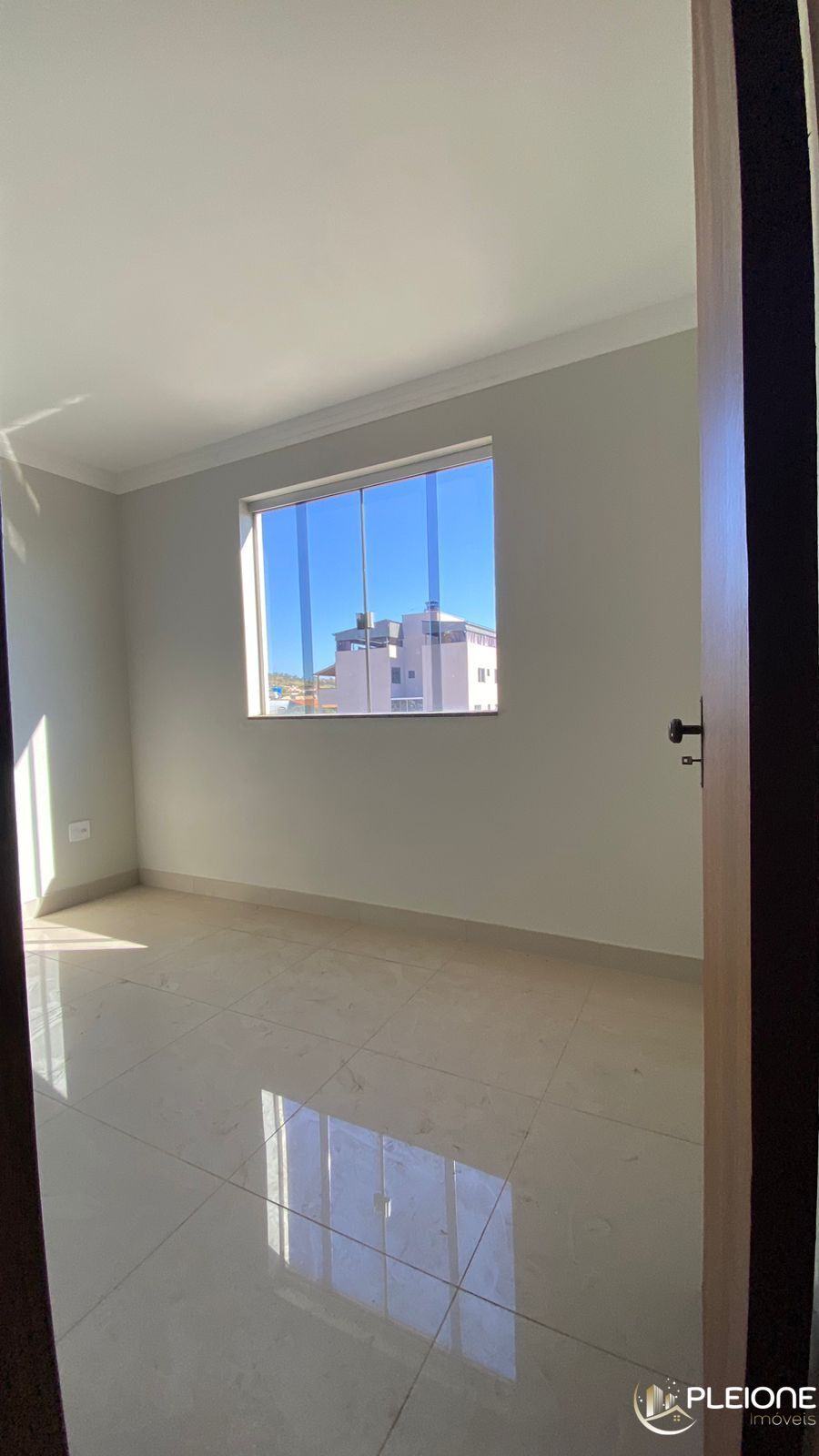 Apartamento à venda com 3 quartos, 184m² - Foto 22