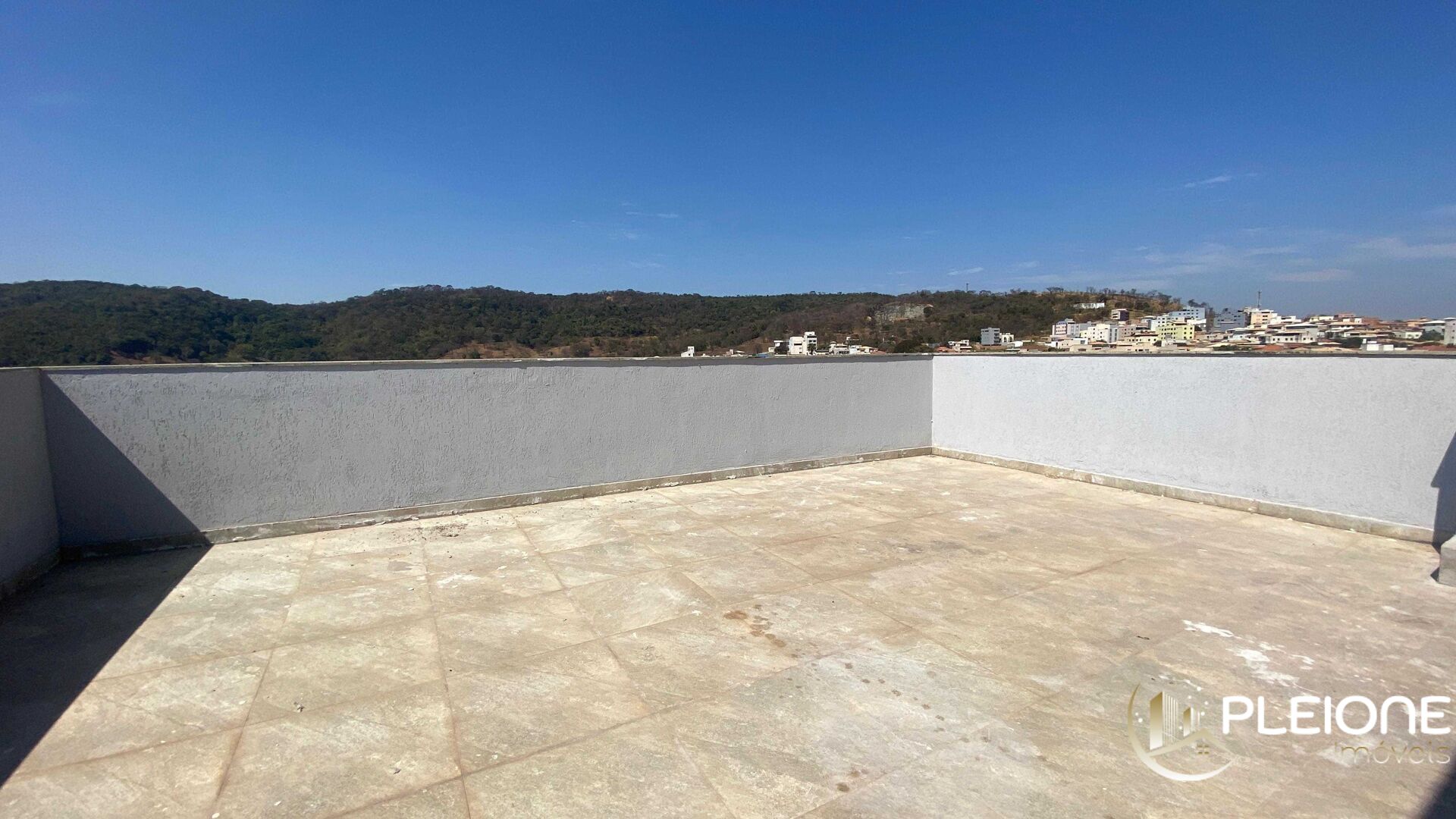 Apartamento à venda com 3 quartos, 170m² - Foto 3