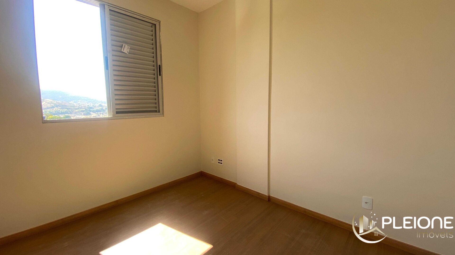 Apartamento à venda com 3 quartos, 170m² - Foto 11
