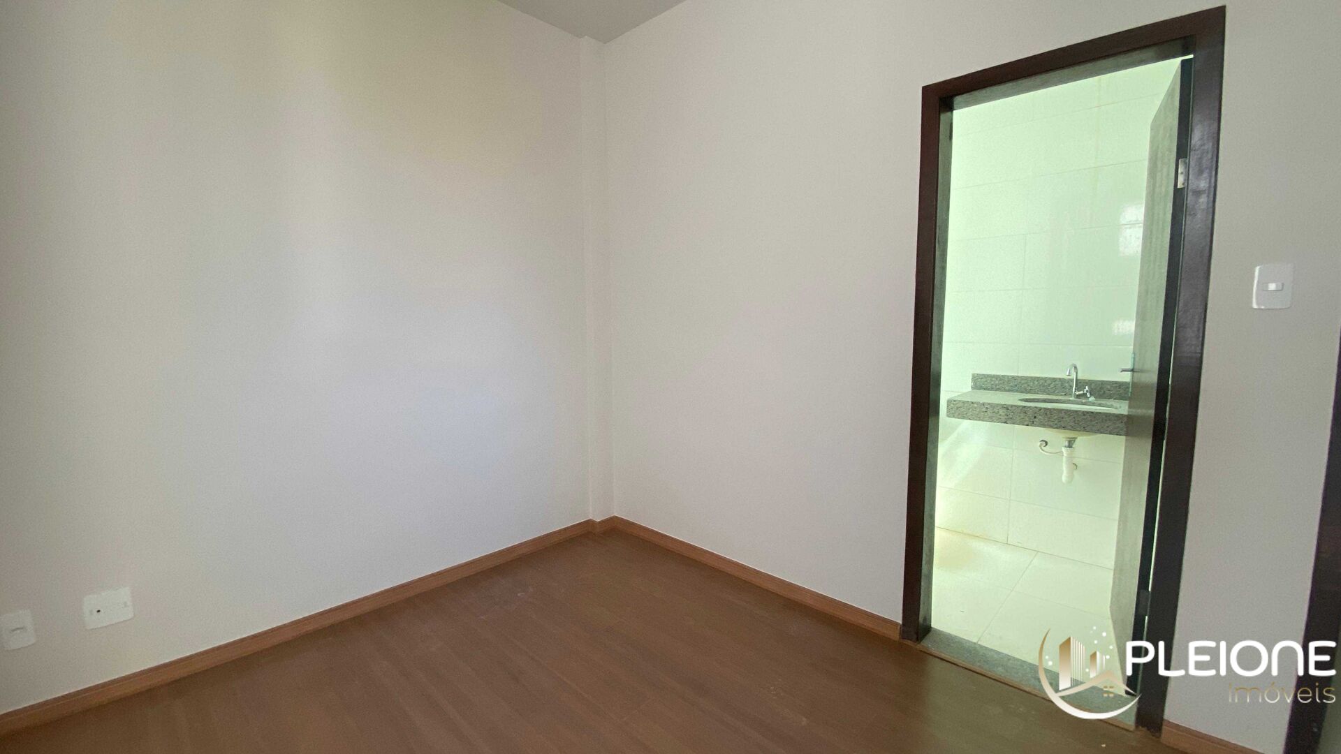 Apartamento à venda com 3 quartos, 170m² - Foto 9