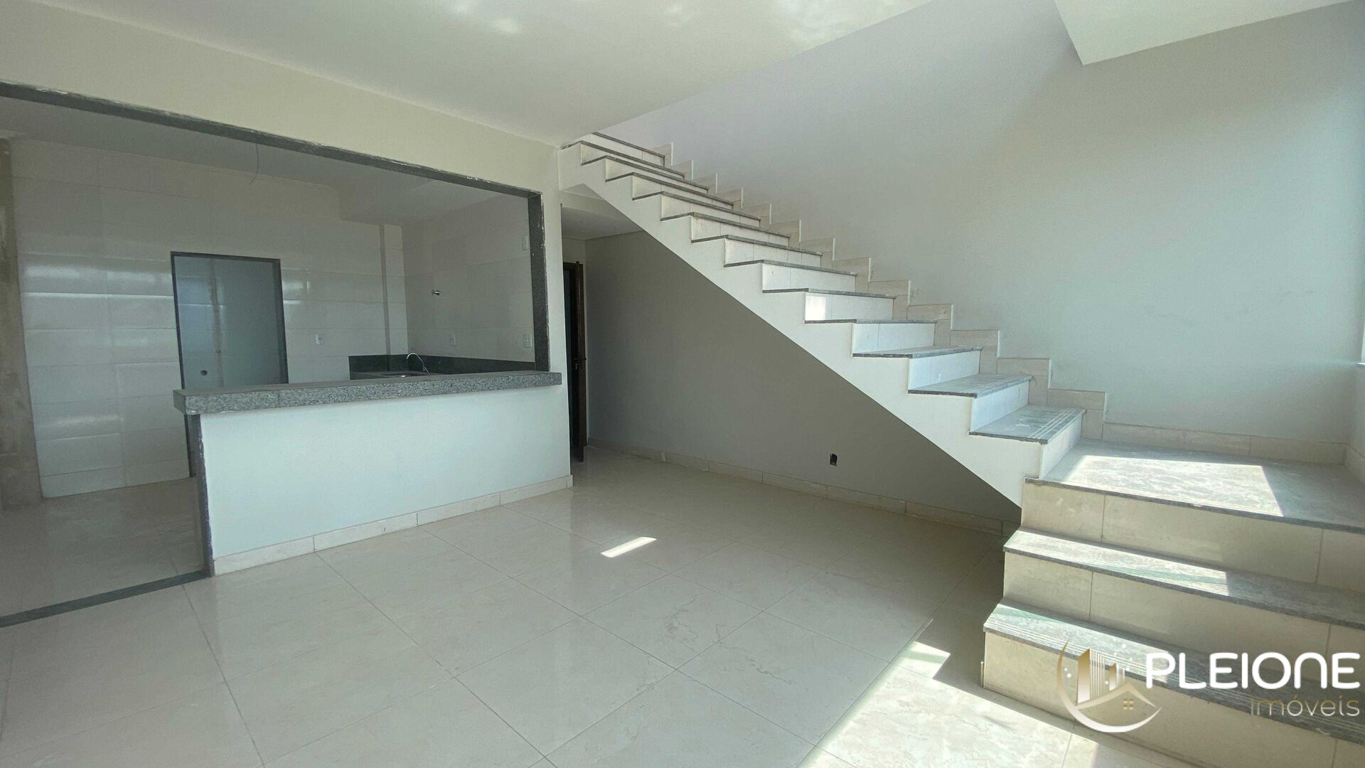 Apartamento à venda com 3 quartos, 170m² - Foto 5