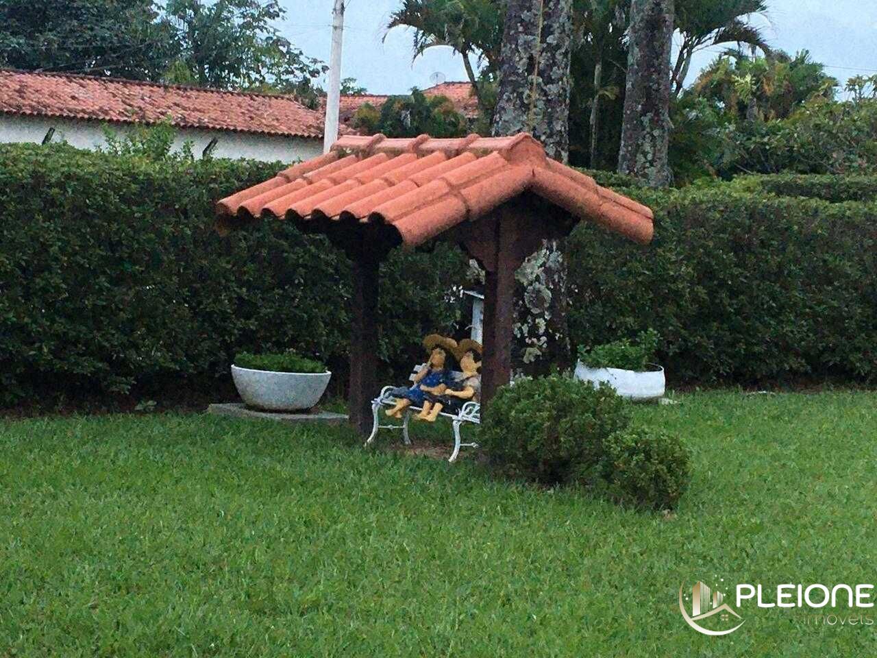 Chácara à venda com 5 quartos, 11600m² - Foto 25