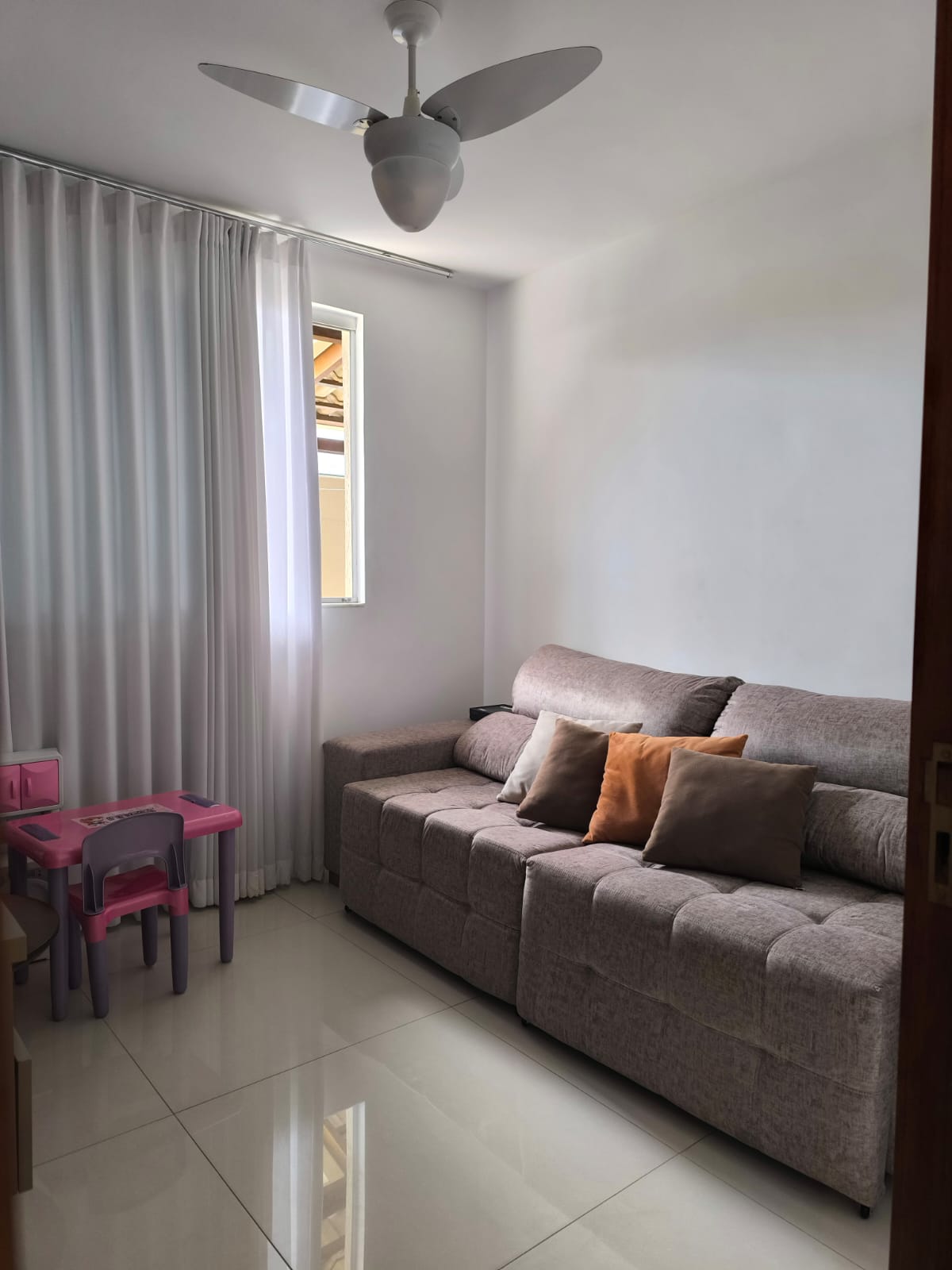 Apartamento à venda com 3 quartos, 106m² - Foto 3
