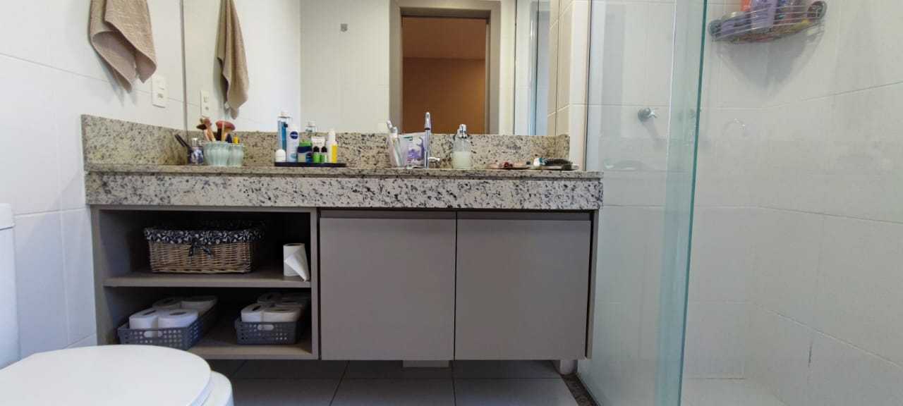 Apartamento para alugar com 4 quartos, 180m² - Foto 11
