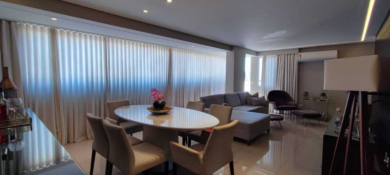 Apartamento para alugar com 4 quartos, 180m² - Foto 3