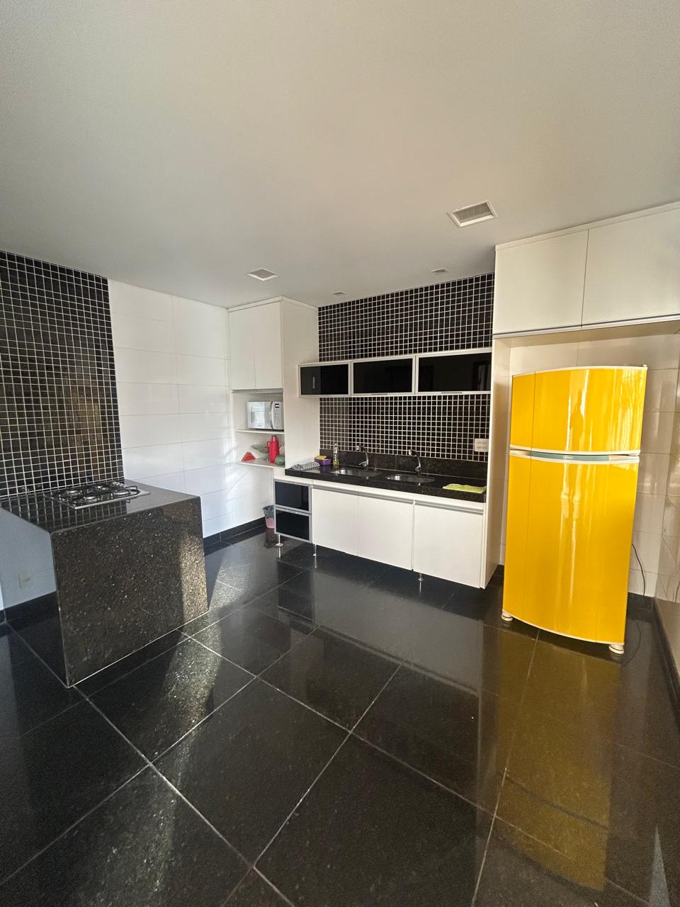 Casa para alugar com 4 quartos, 430m² - Foto 22