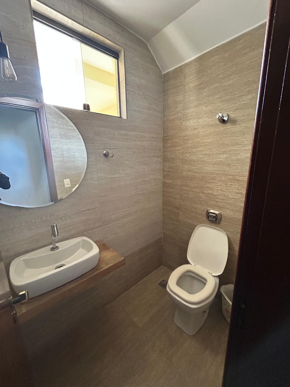Casa para alugar com 4 quartos, 430m² - Foto 20
