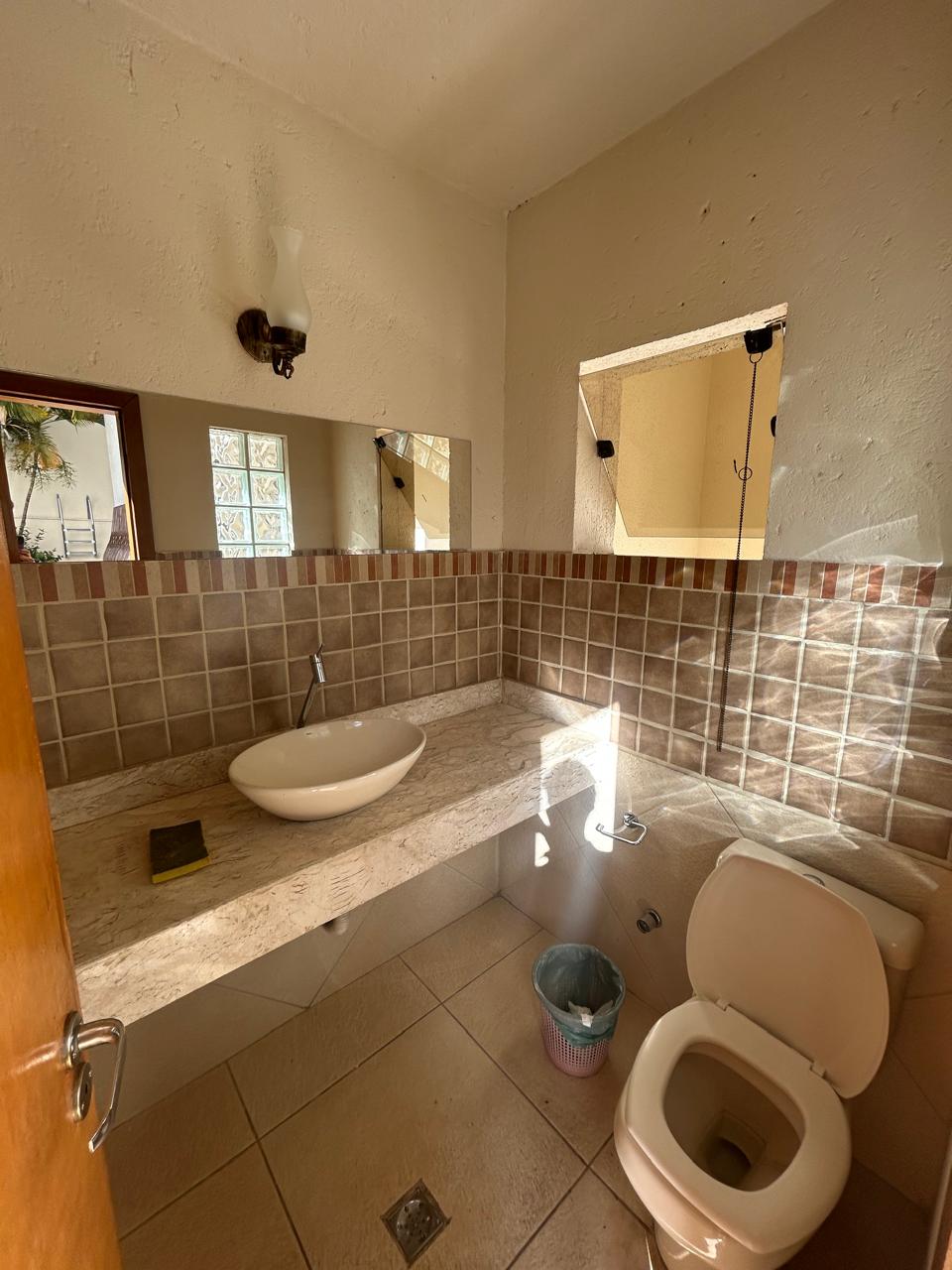 Casa para alugar com 4 quartos, 430m² - Foto 24