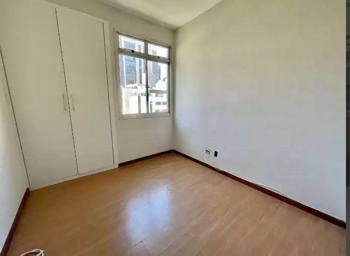 Apartamento à venda com 3 quartos, 95m² - Foto 10