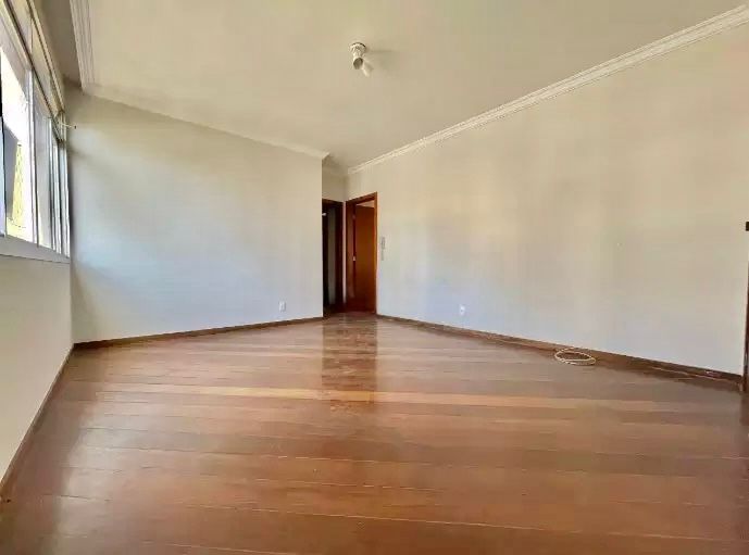 Apartamento à venda com 3 quartos, 95m² - Foto 3