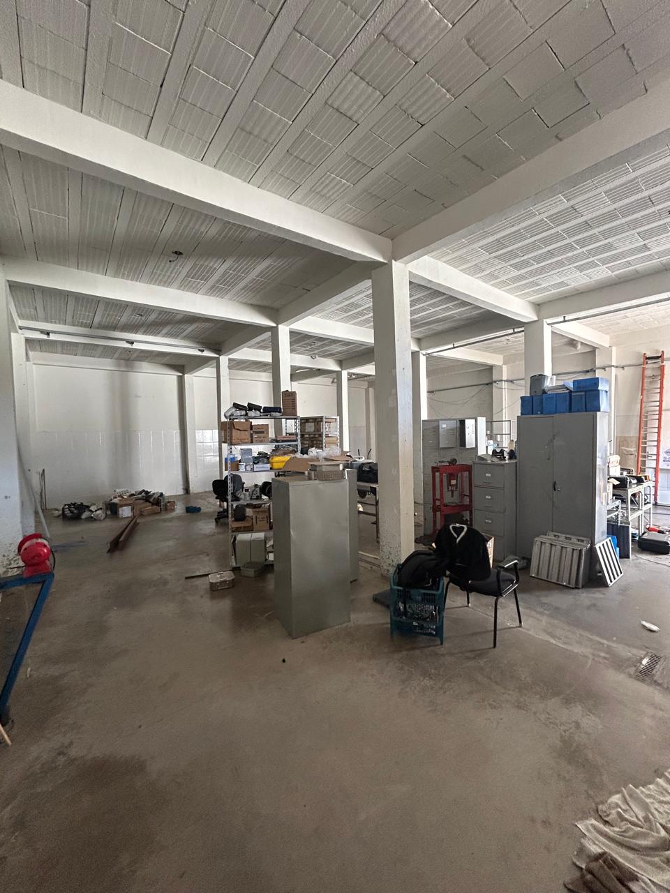 Loja-Salão à venda com 8 quartos, 380m² - Foto 3