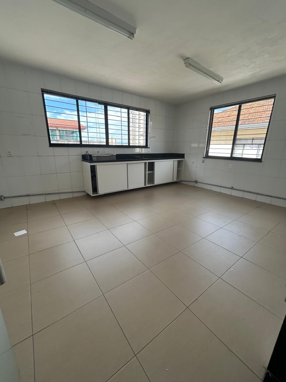 Loja-Salão à venda com 8 quartos, 380m² - Foto 22