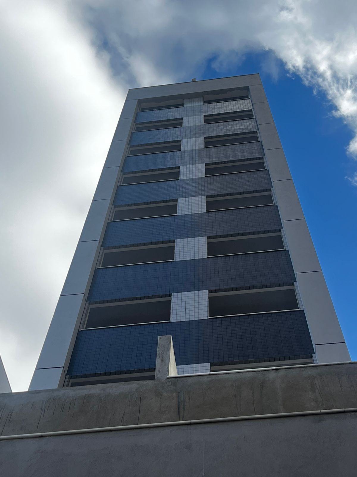 Cobertura à venda com 1 quarto, 77m² - Foto 1