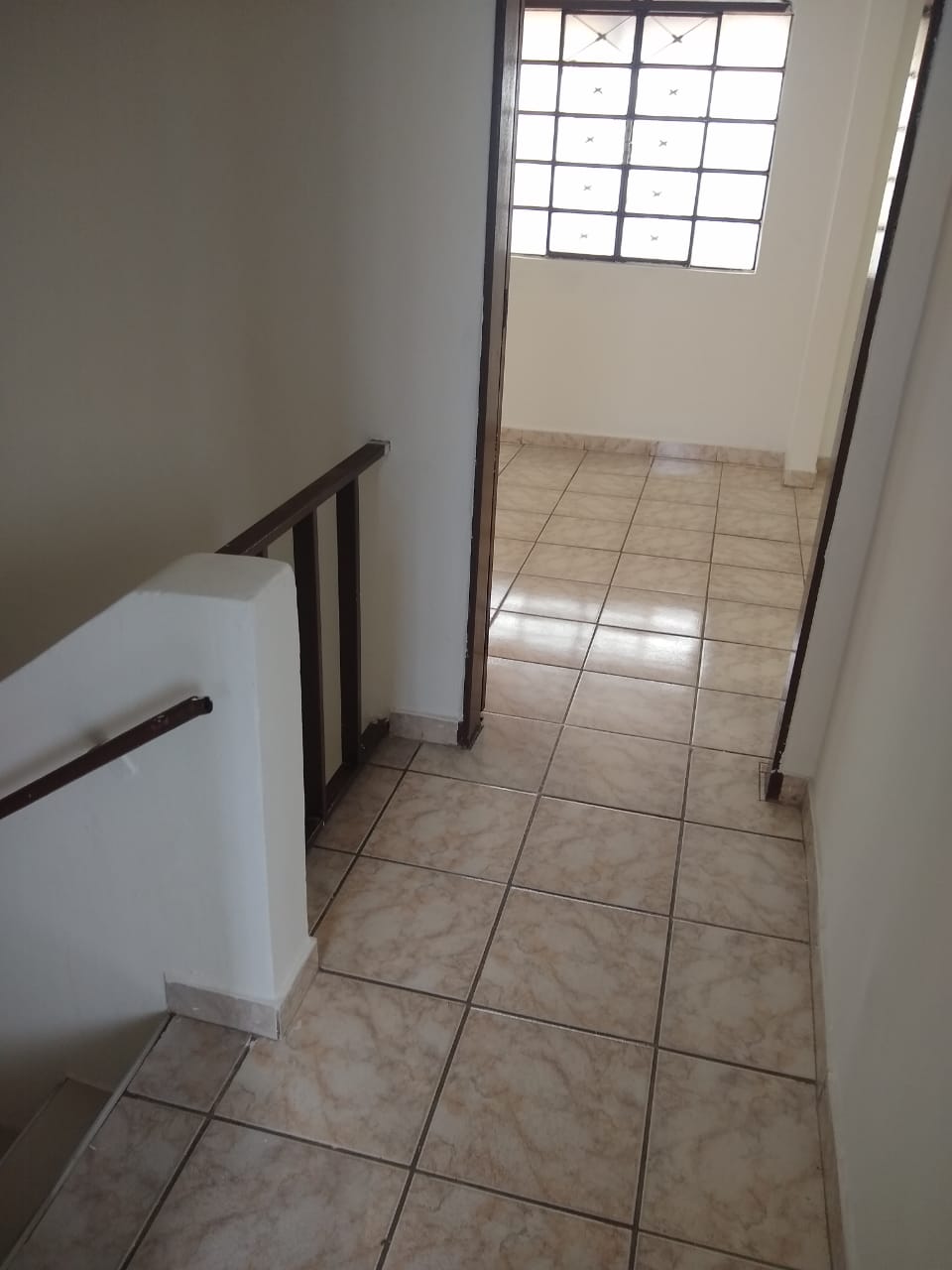 Casa à venda com 3 quartos, 120m² - Foto 8