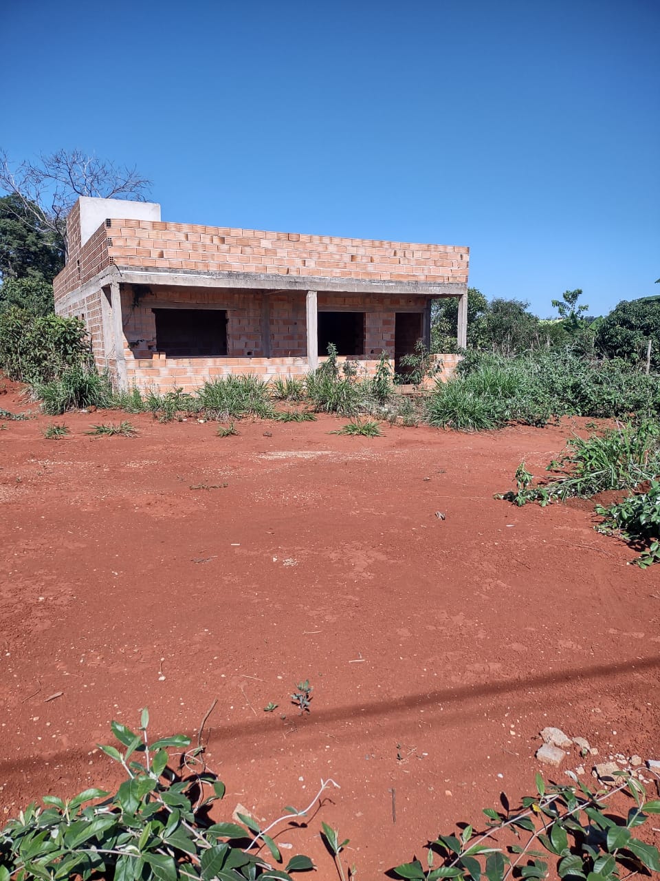 Chácara à venda com 2 quartos, 1000m² - Foto 1