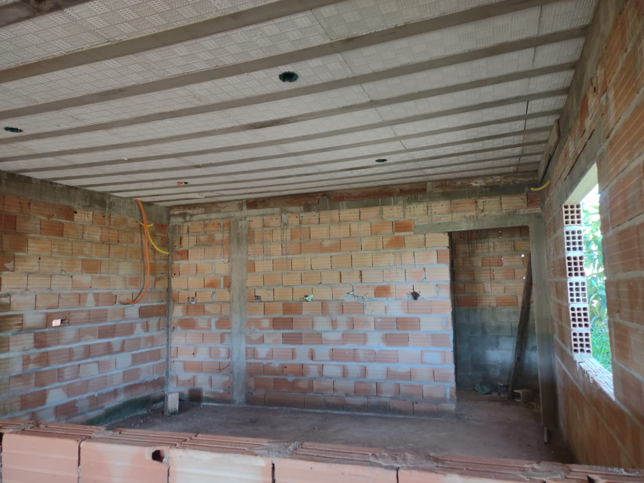 Chácara à venda com 2 quartos, 1000m² - Foto 9
