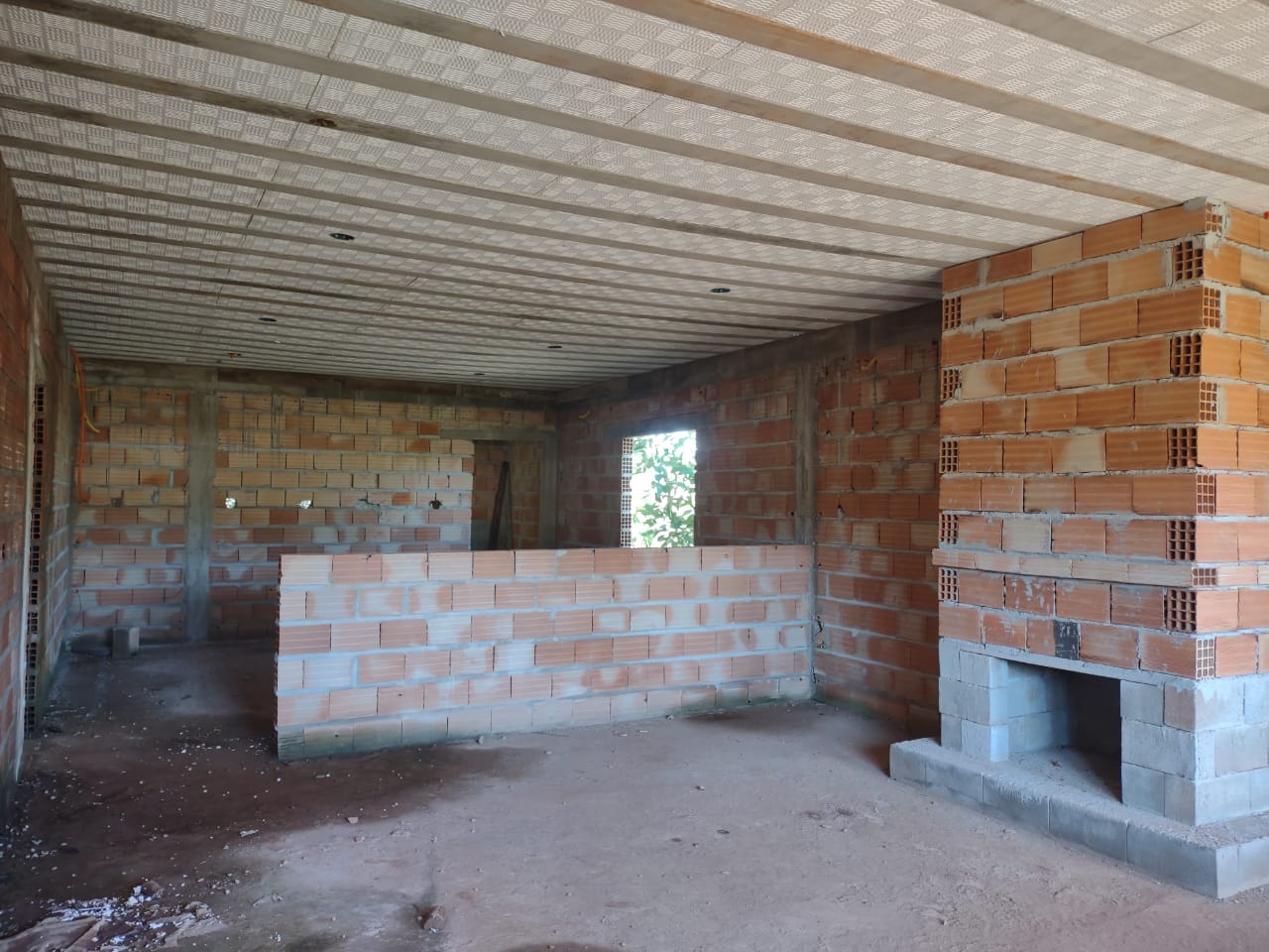 Chácara à venda com 2 quartos, 1000m² - Foto 7