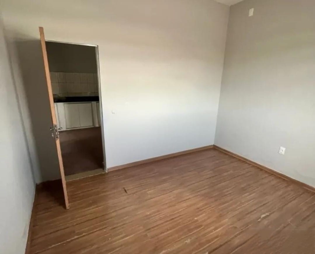 Casa para alugar com 3 quartos, 80m² - Foto 10